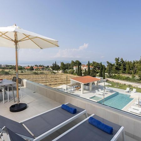 Anna Mare Luxury Apartments Afytos Exteriör bild