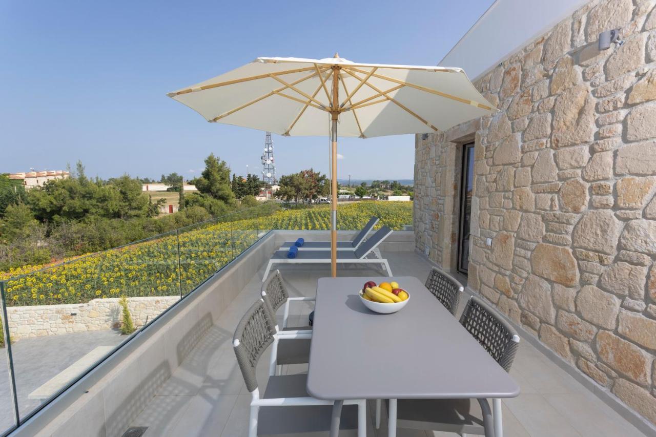 Anna Mare Luxury Apartments Afytos Exteriör bild