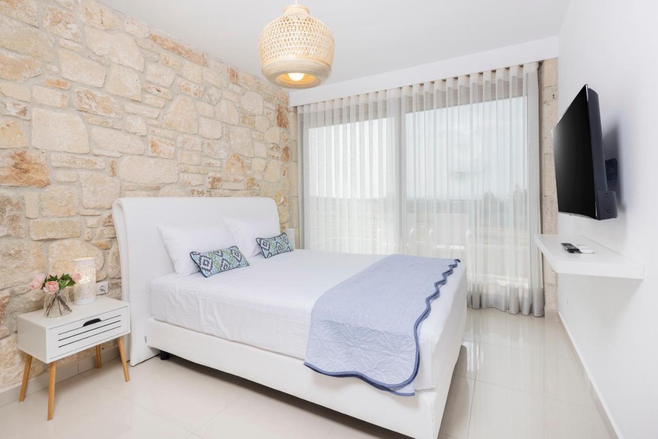 Anna Mare Luxury Apartments Afytos Exteriör bild